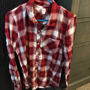 Medium Gap Plaid Button Up with Tags
